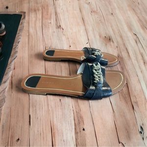 Zara basic black leather slide flat sandals with a gold chain design size 5